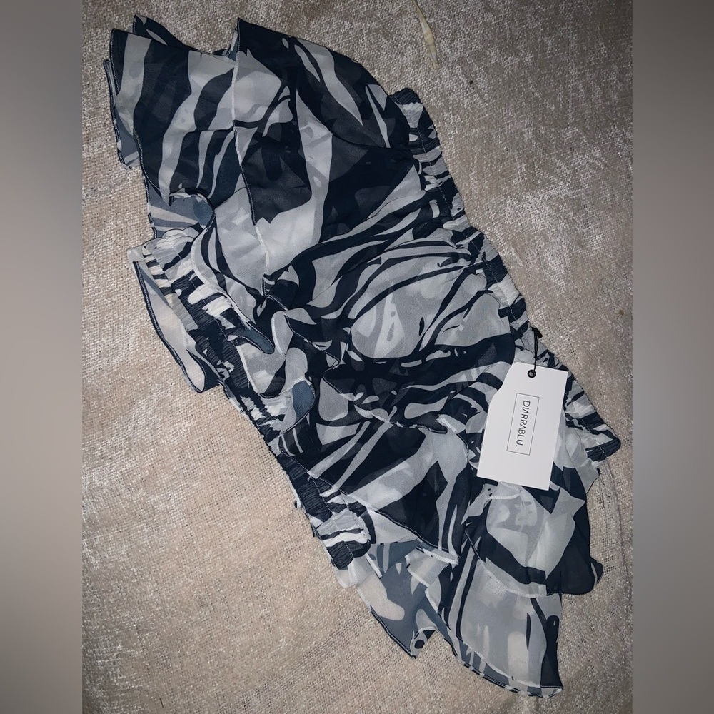 Nwt diarrablu lava noir wairu top rare African boho luxury resort revolve fall